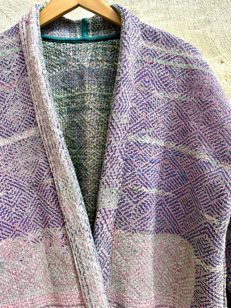 Kimono long en kantha vintage , en 100% coton et réversible. – Image 15