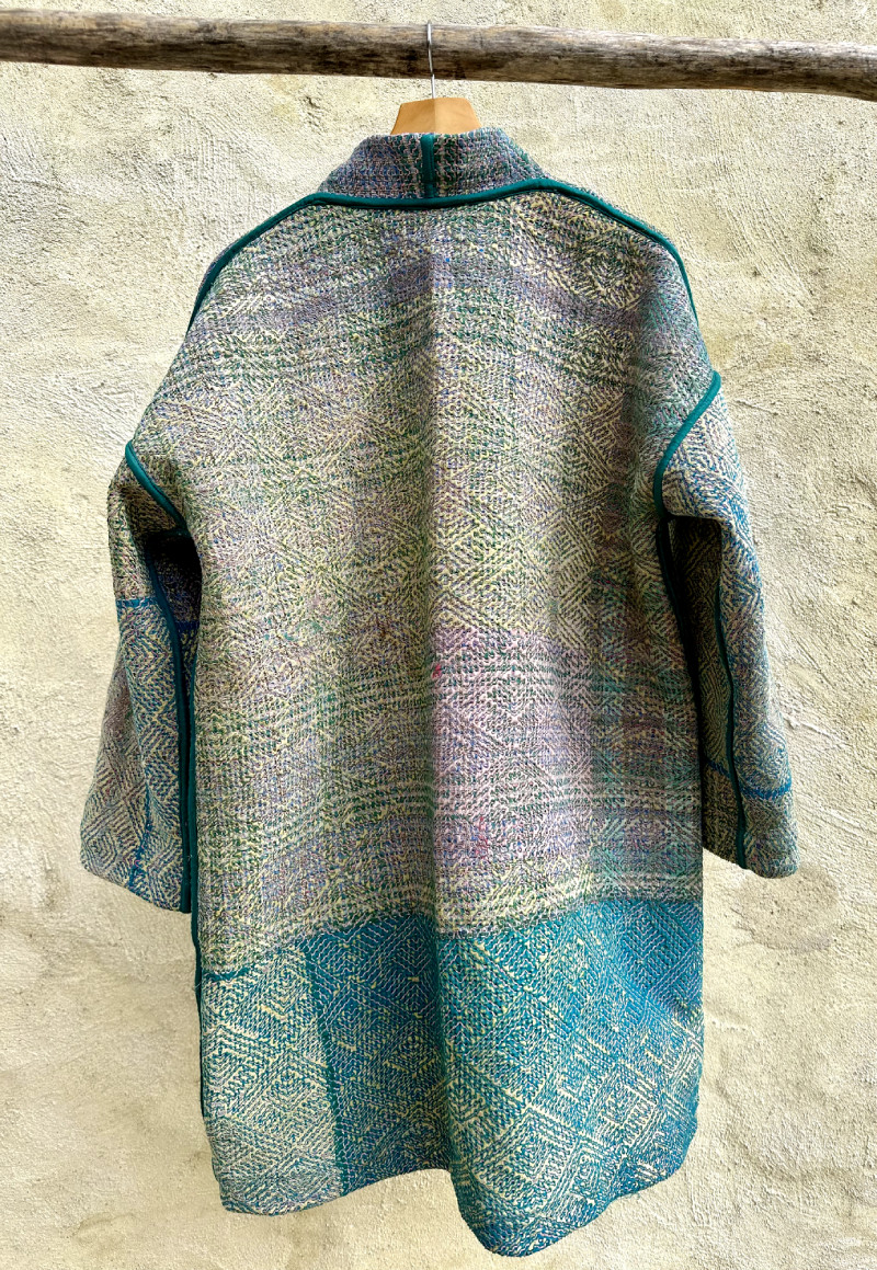 Kimono long en kantha vintage , en 100% coton et réversible. – Image 8